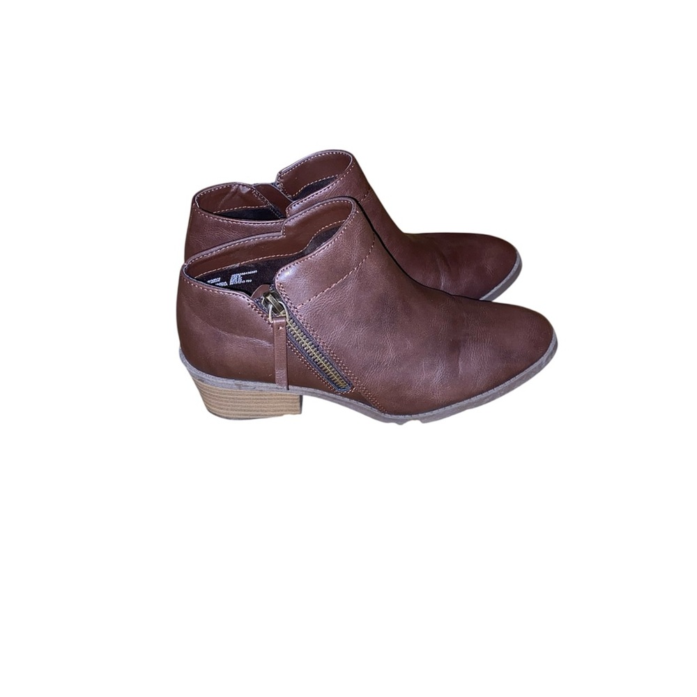 Brown ankle boot size 6